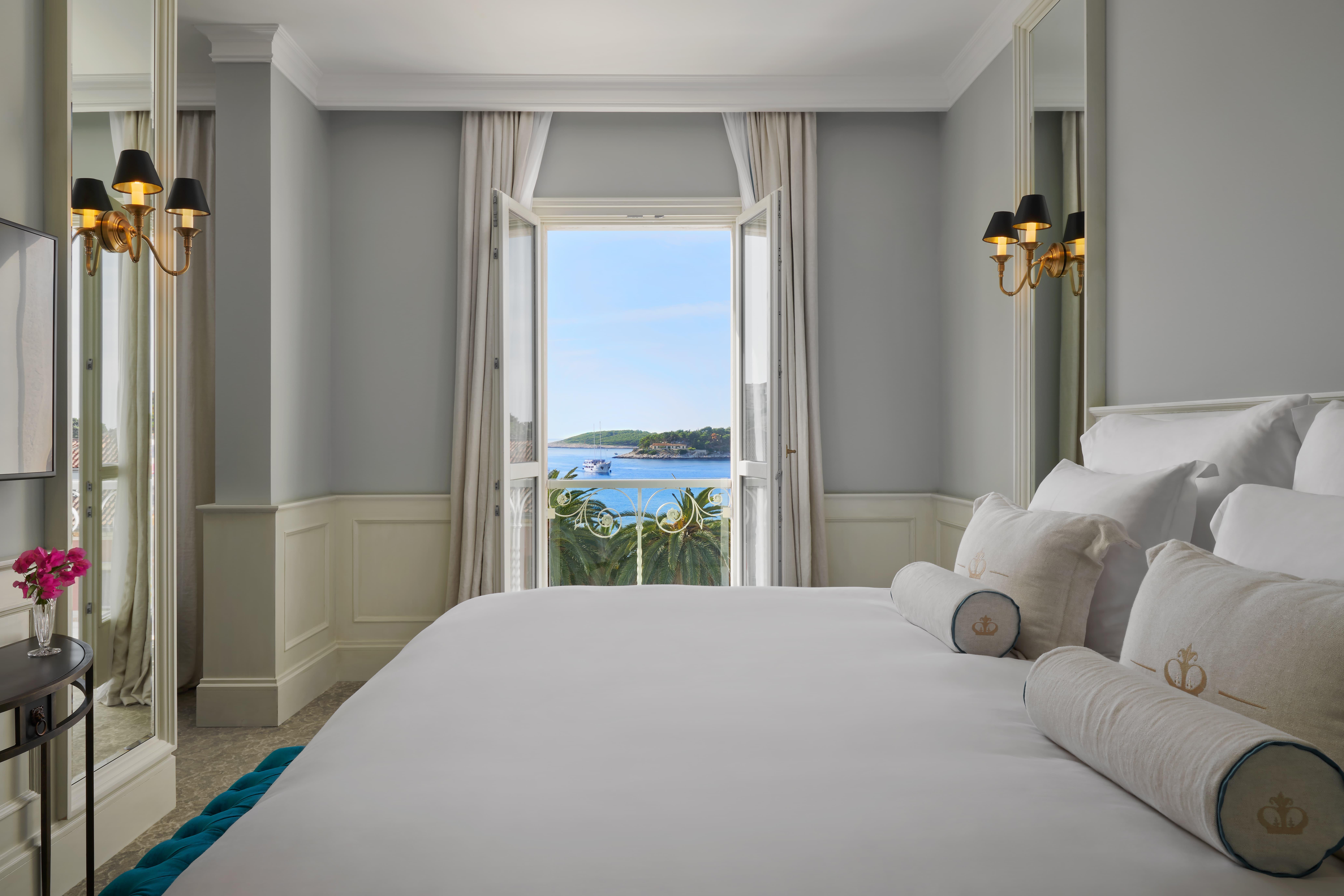 Palace Elisabeth, Hvar Heritage Hotel - The Leading Hotels Of The World Hvar Town Exterior photo